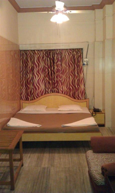 Pali Beach Resort Malad Room photo