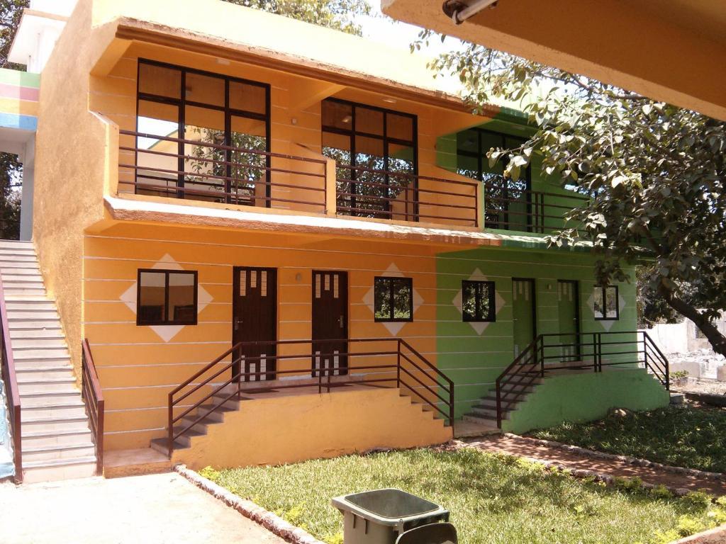 Pali Beach Resort Malad Room photo